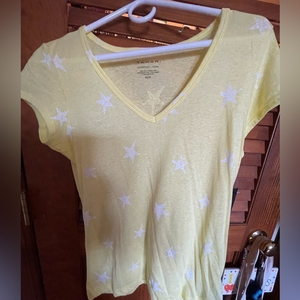 Tahari star‎ t-shirt